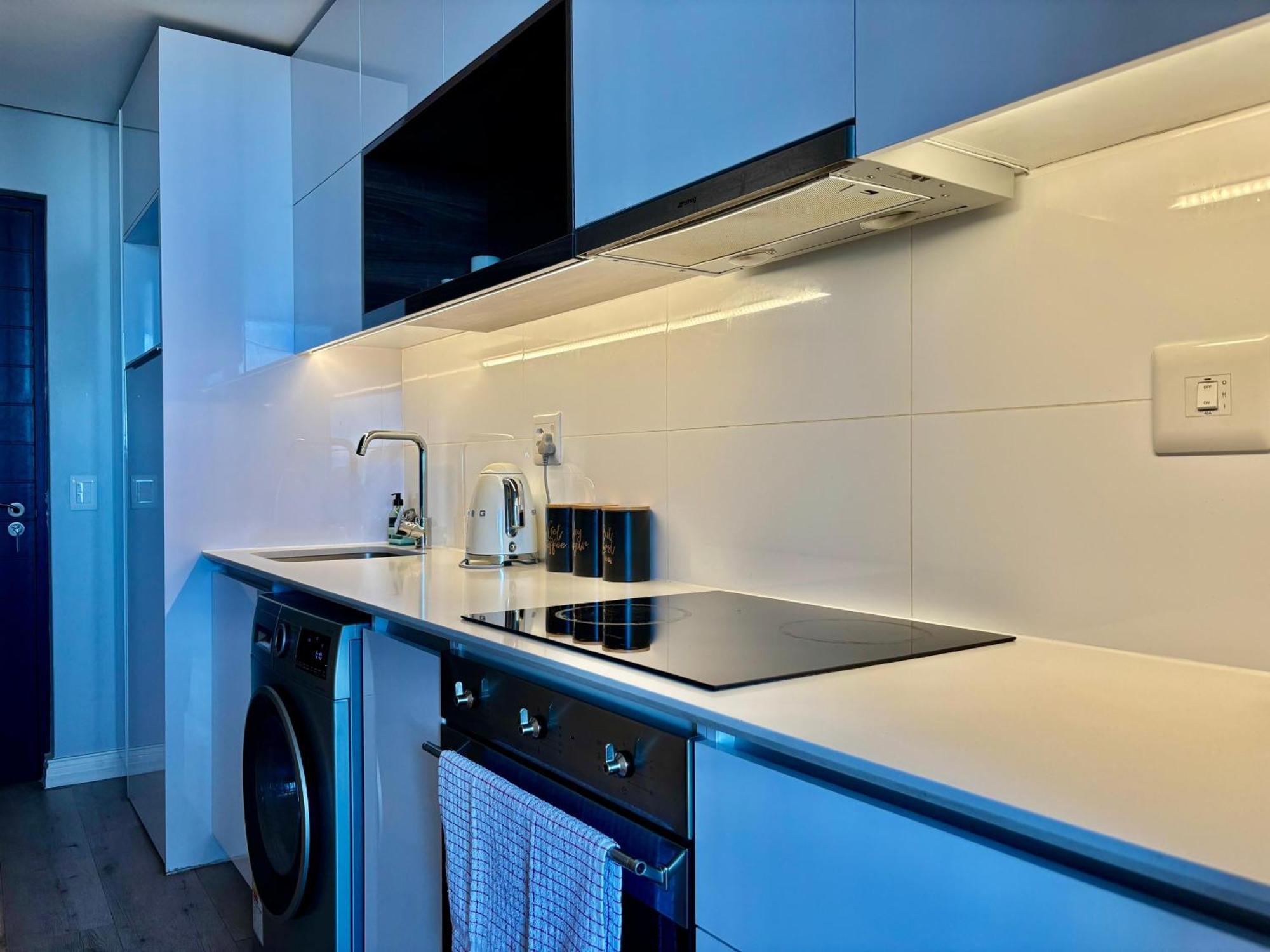 Cozynest One Bedroom Apartment Cape Town